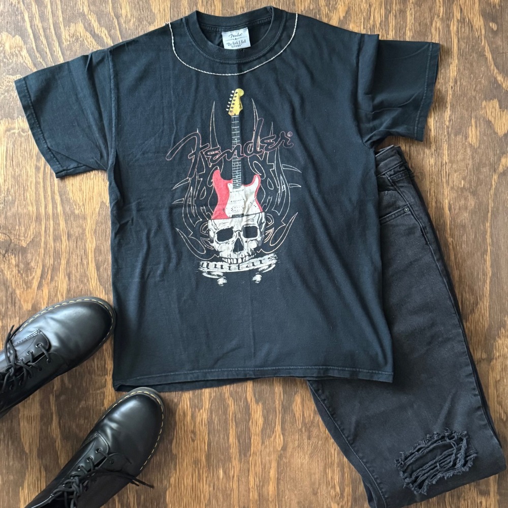 Fender The Rock & Roll Lifestyle Shirt‎ Large Black Skull Guitar Graphic Tee